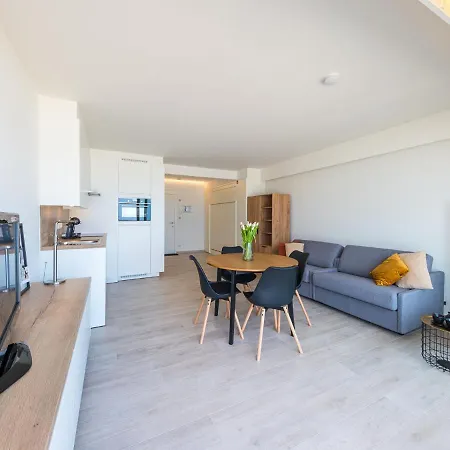 Beautiful With Stunning Sea View