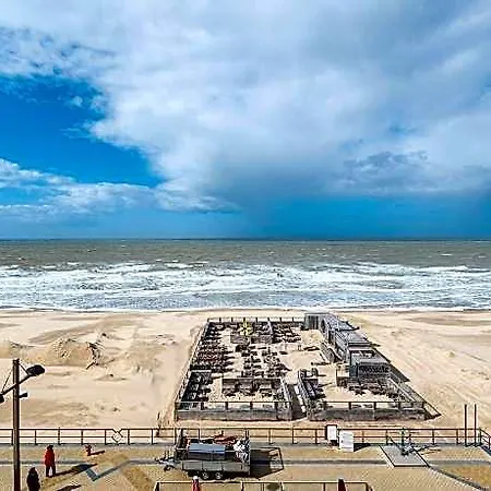 Beautiful With Stunning Sea View